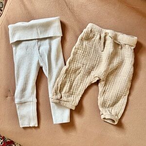 H&M Set of 2 Gender Neutral Newborn Pants (EUC)